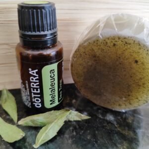 Sabonete Adeus Oleosidade - com argila verde e óleo essencial de melaleuca