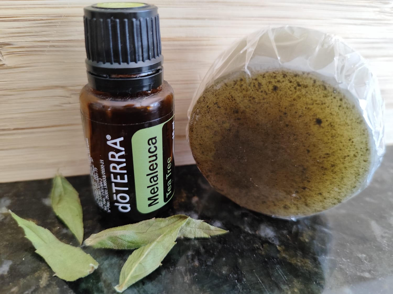 Sabonete Adeus Oleosidade - com argila verde e óleo essencial de melaleuca